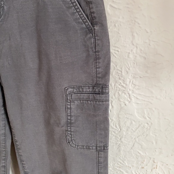 Eddie Bauer Cargo Capris - Picture 2 of 8